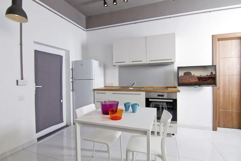 سانت جوليان Cresta Beach Studios المظهر الخارجي الصورة